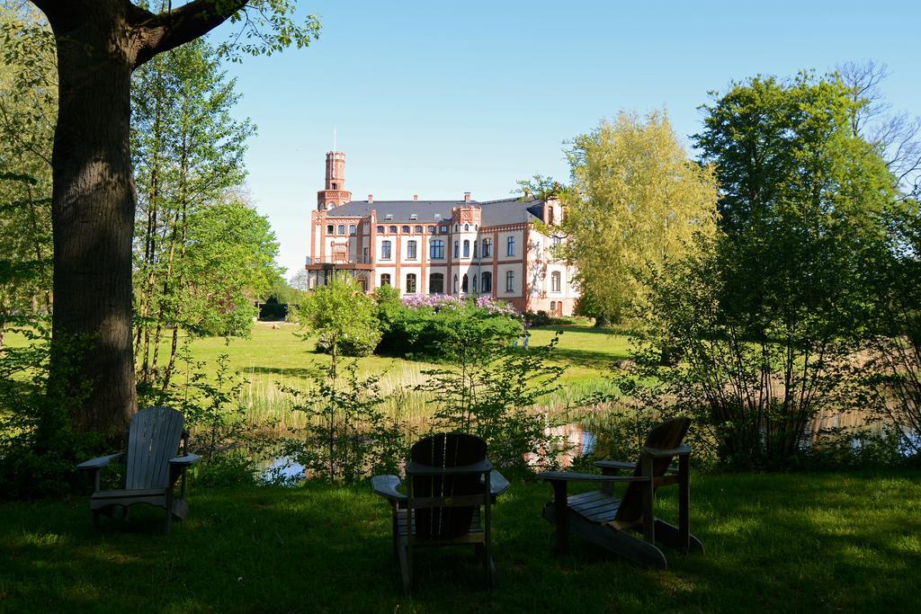 Hotel Schloss Gamehl Бенц Экстерьер фото