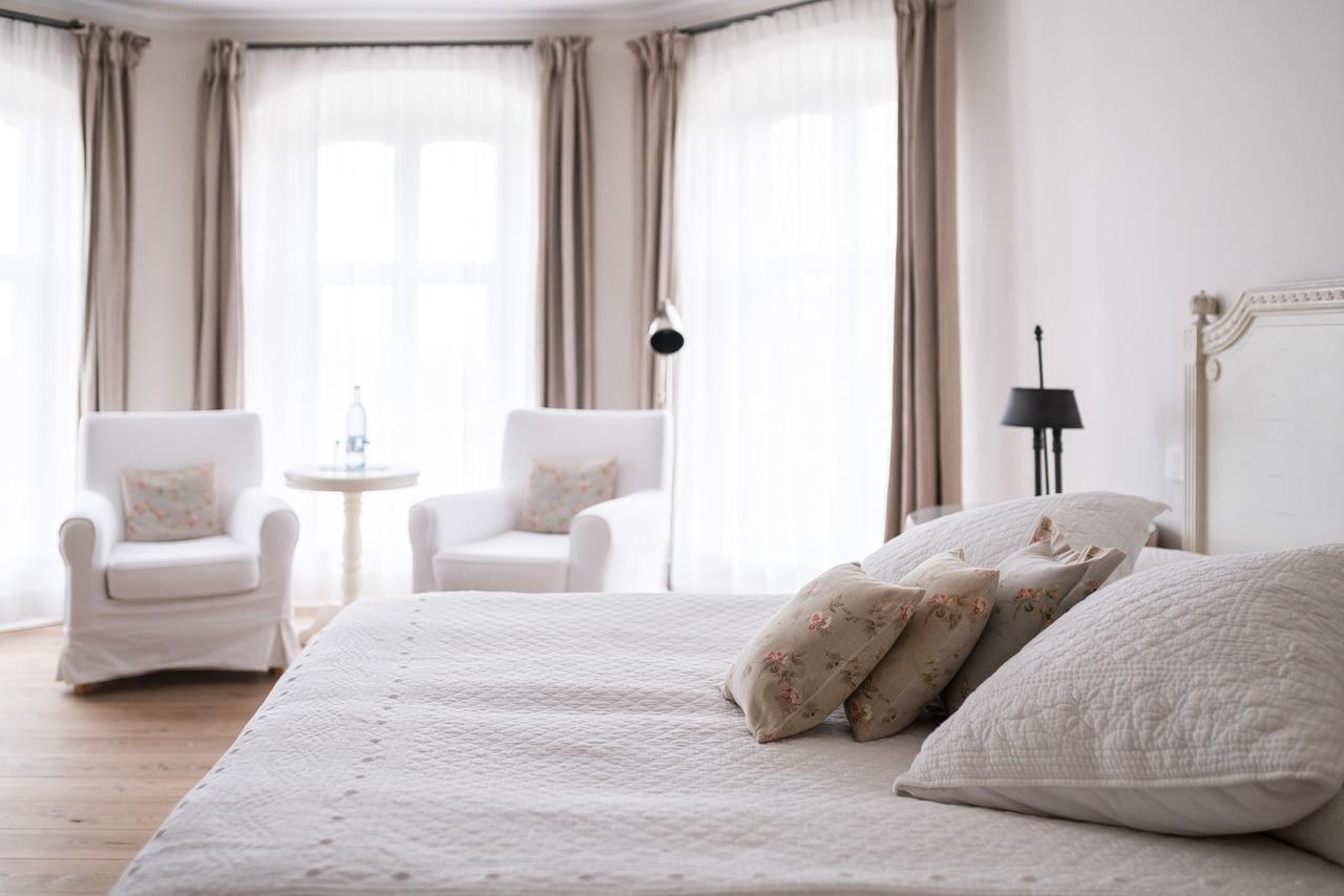 Hotel Schloss Gamehl Бенц Экстерьер фото